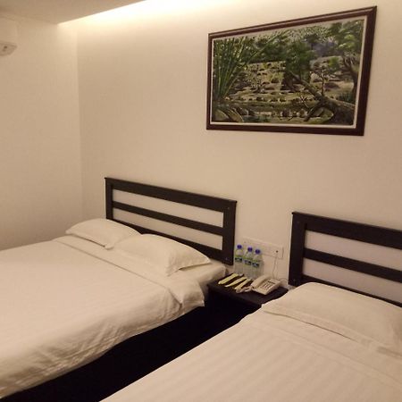 โรงแรมศรีเบอร์นัม ซาบัคเบอร์นัม ภายนอก รูปภาพ